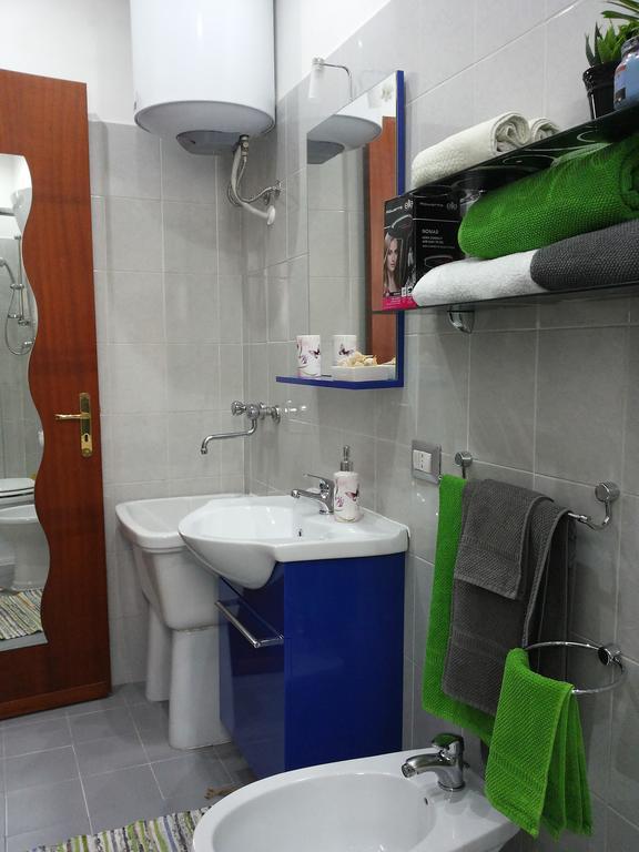 San Nicola Apartment Blu Napoli Eksteriør billede